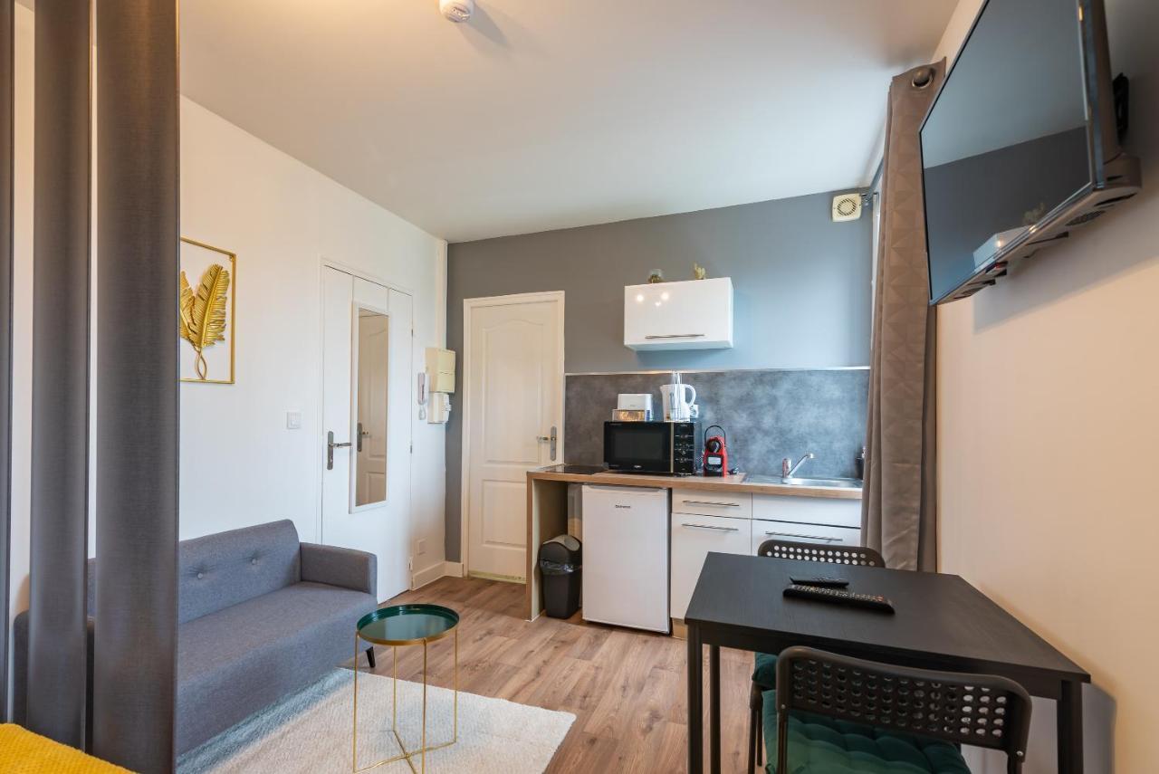 Bistrot 8 Apartment Nazelles-Negron Bagian luar foto